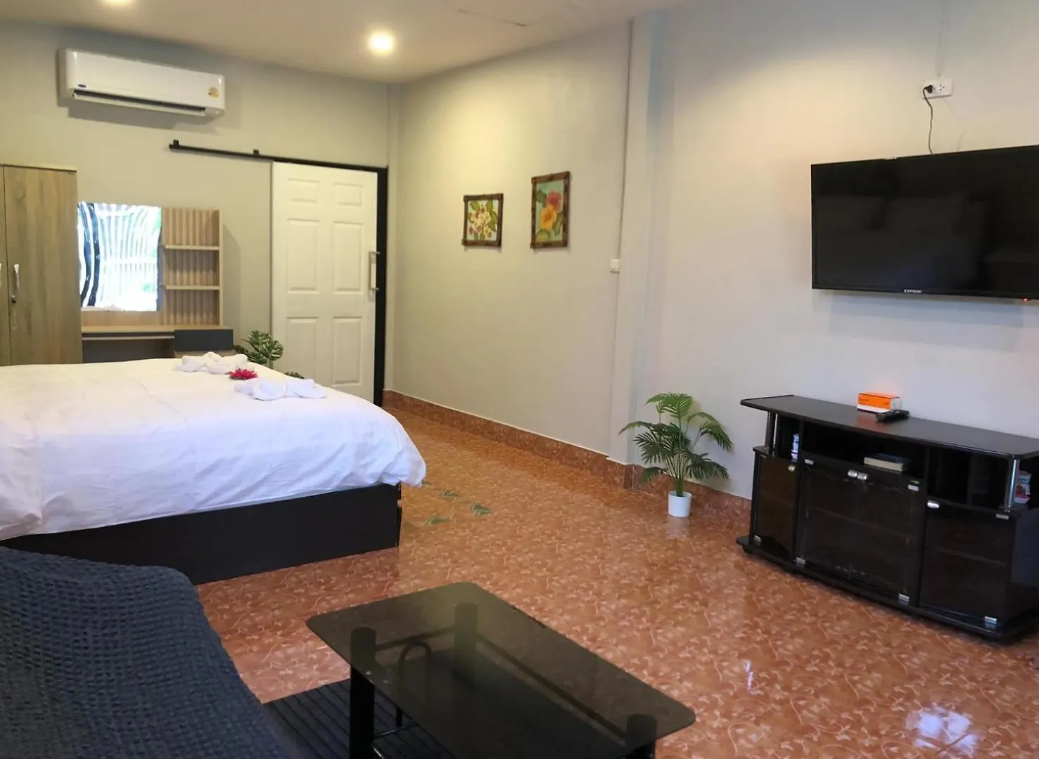 Khaolak Beachhouse Keroro Khao Lak 0*,  Thailand