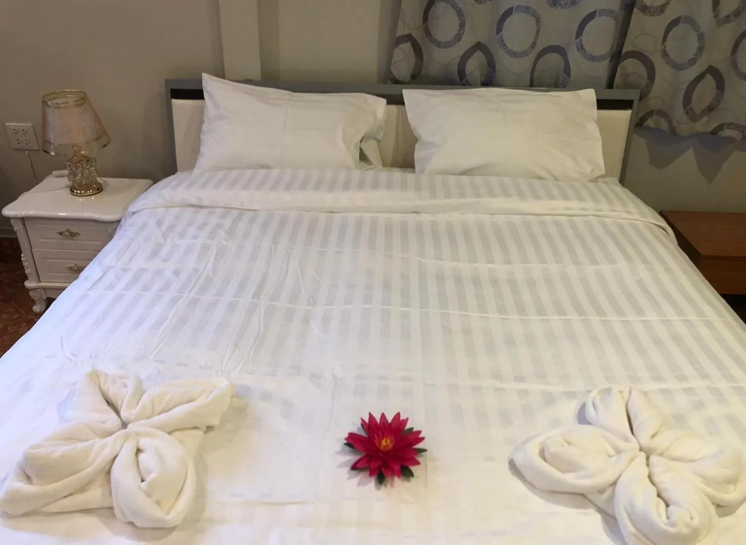 Khaolak Beachhouse Keroro Khao Lak Bed & Breakfast